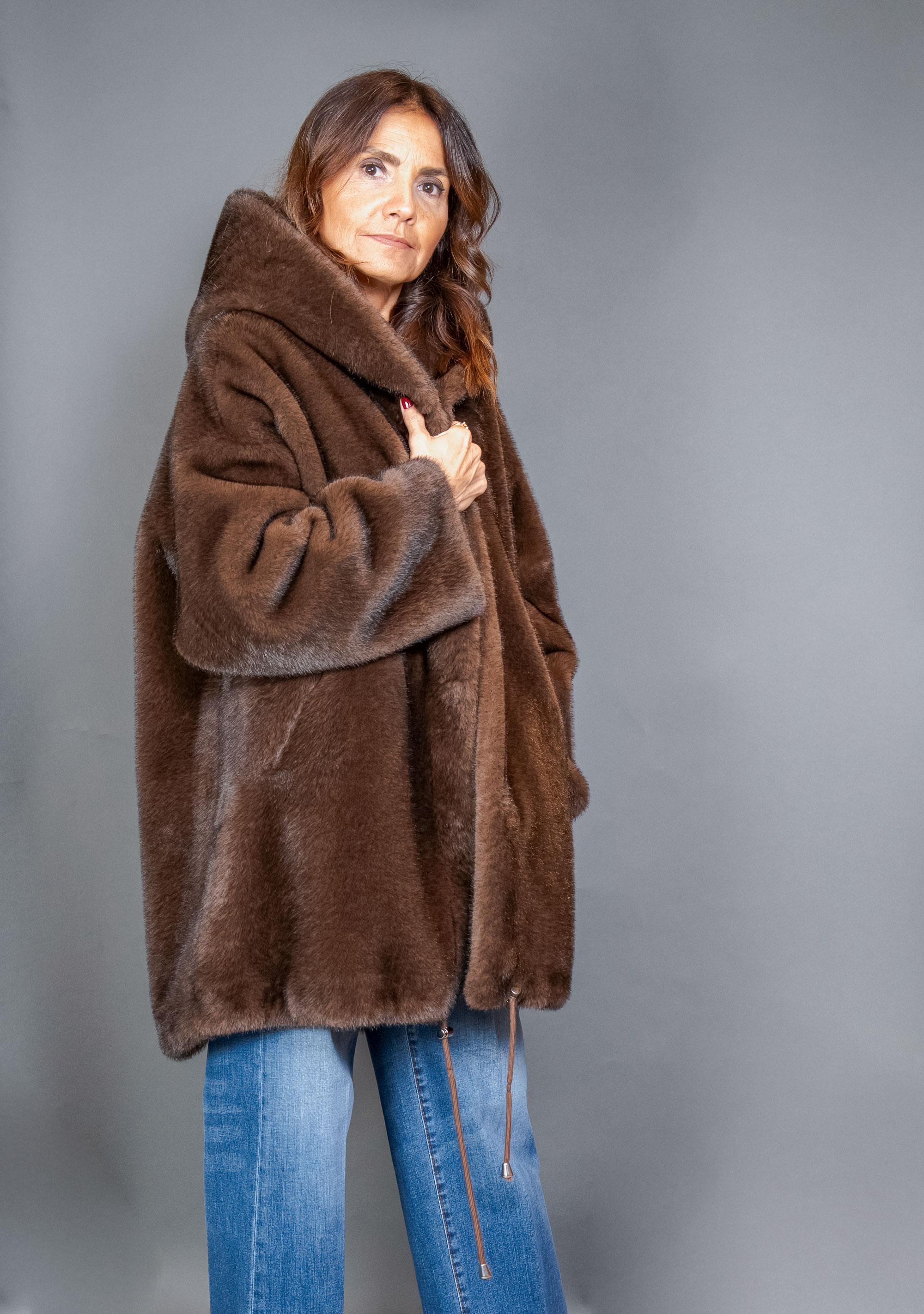 Pelliccia BULLY donna 7223 Testa di moro 7223 CAPPUCCIO BULLY