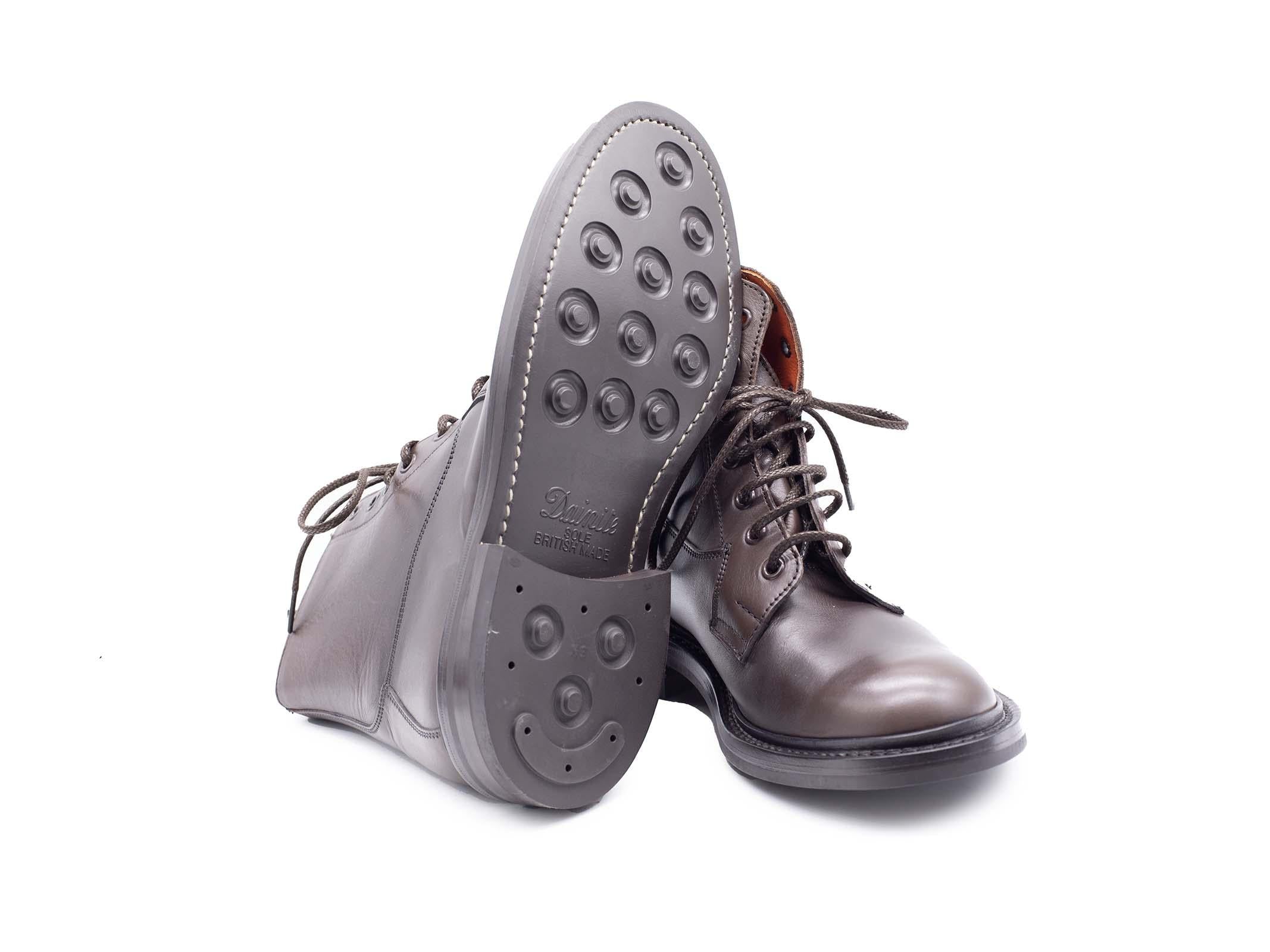 5635/59 BURFORD.DAINITE TRICKER'S