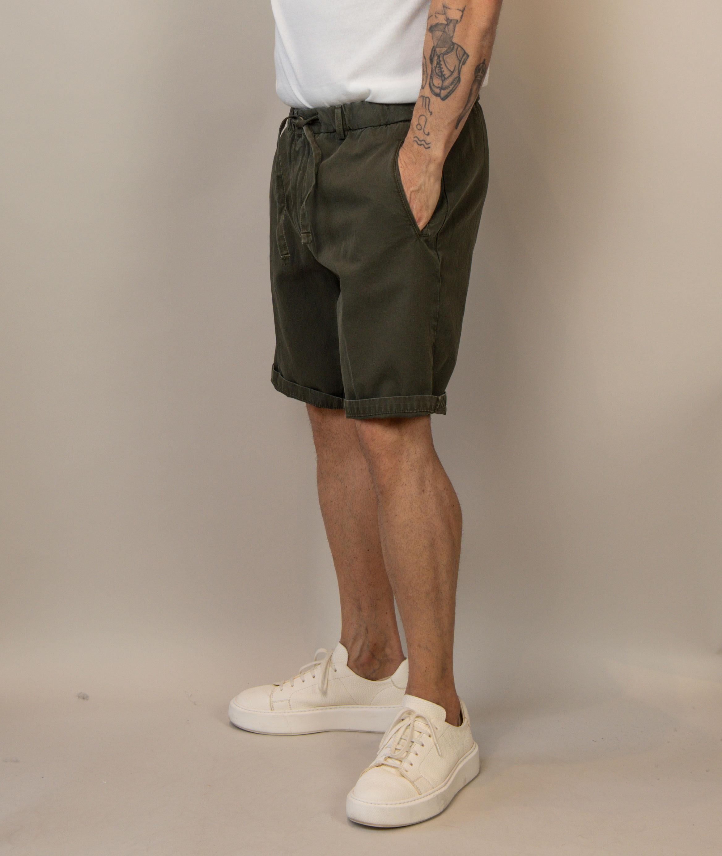 Bermuda Briglia uomo Officined verde OFFICINED 300512 582 BRIGLIA
