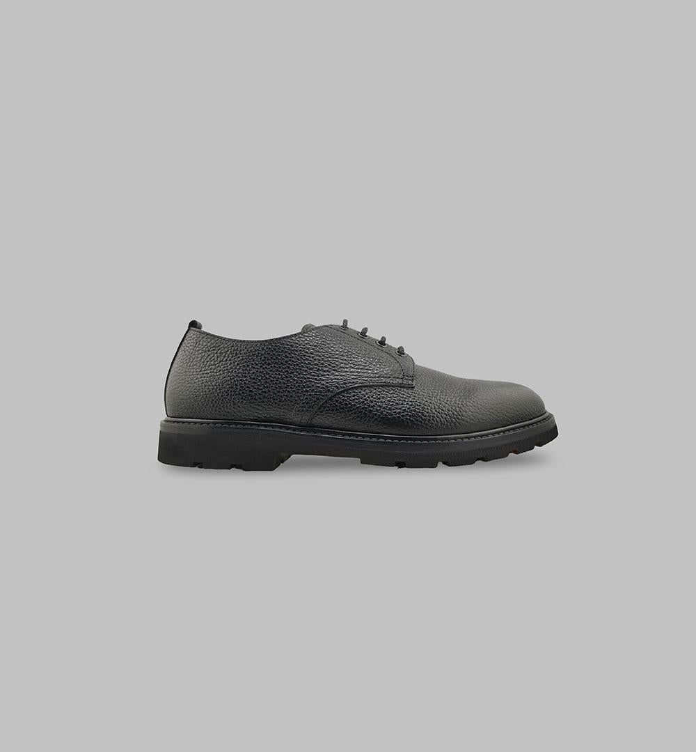 Derby Henderson uomo JOHN.P.6 NeroDerby Henderson uomo JOHN.P.6 Nero JOHN.P.6 LATTICE HENDERSON