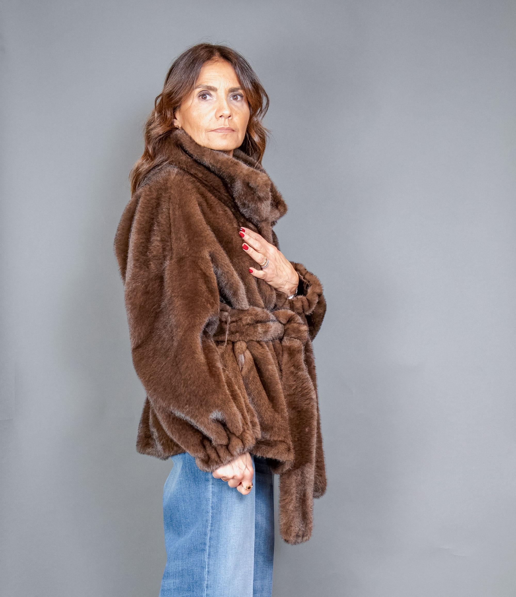 Pelliccia BULLY donna 7224 Testa di moro 7224 CINTURA TDM BULLY 